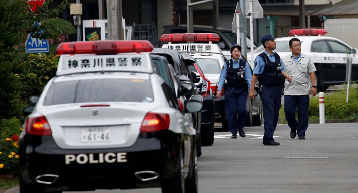 Fake policemen Steal $5Mln worth of gold in broad daylight in Japan